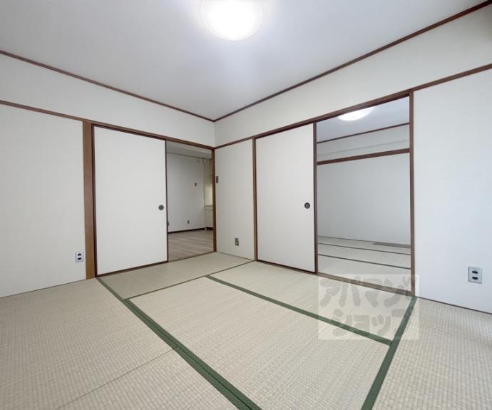 【デラシオン御室】間取