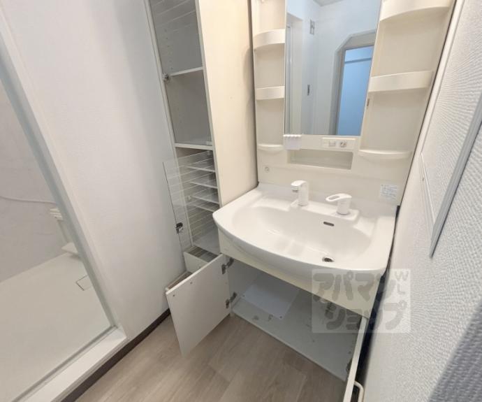 【デラシオン御室】間取