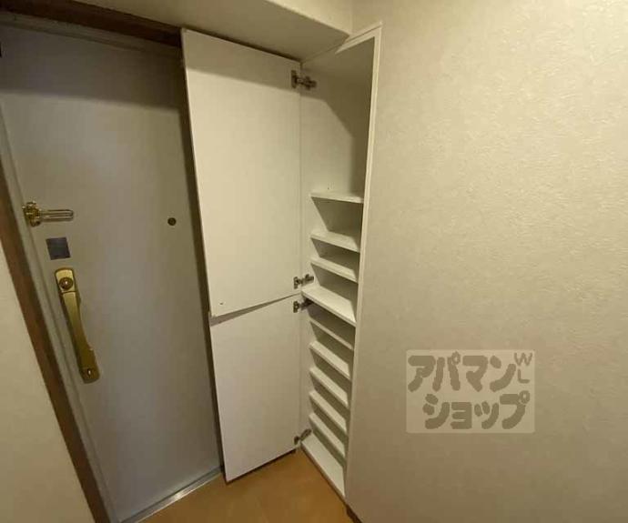 【ビクトワール西大路御池】間取