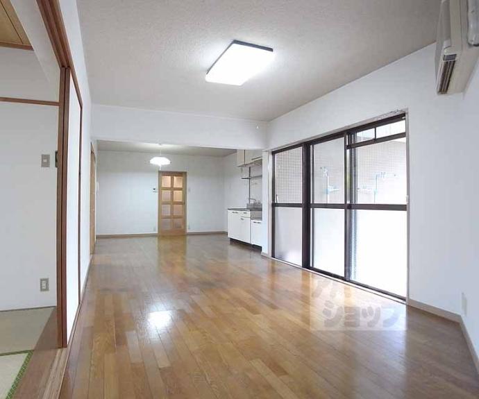 【ラ・レガシオン】間取