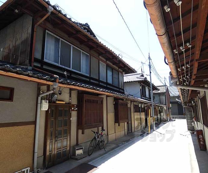 【五辻町貸家58-28】間取