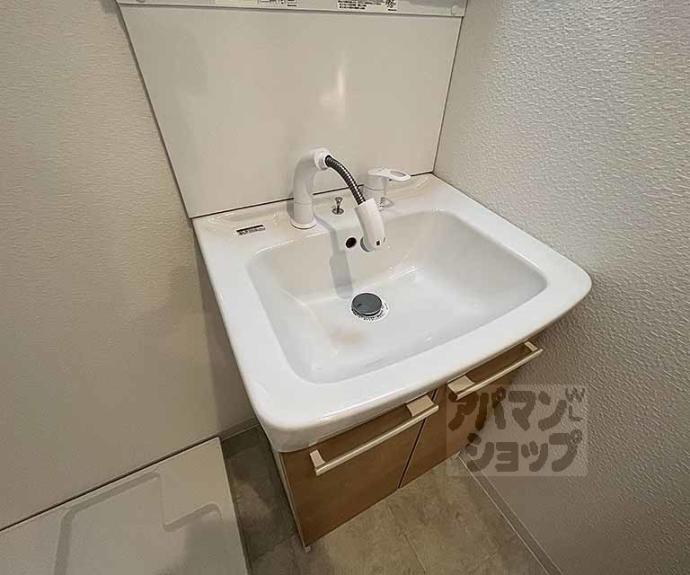 【クリスタルガーデン】間取