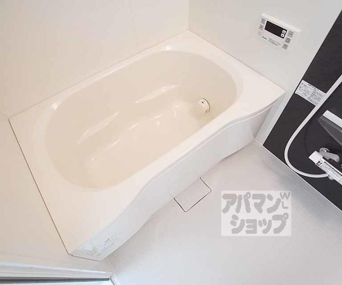 【ランブラス嵯峨】間取