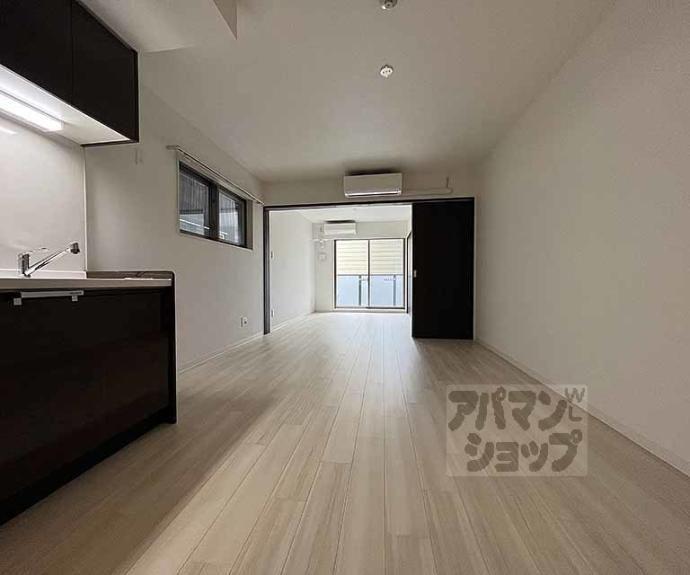 【フォレスト油小路四条】間取