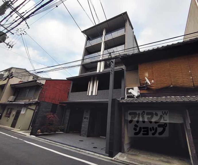 【フォレスト油小路四条】間取