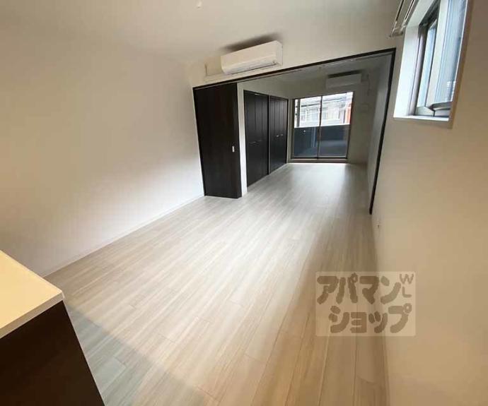 【フォレスト油小路四条】間取