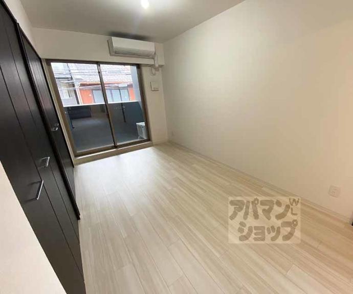 【フォレスト油小路四条】間取