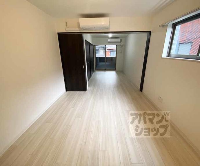 【フォレスト油小路四条】間取