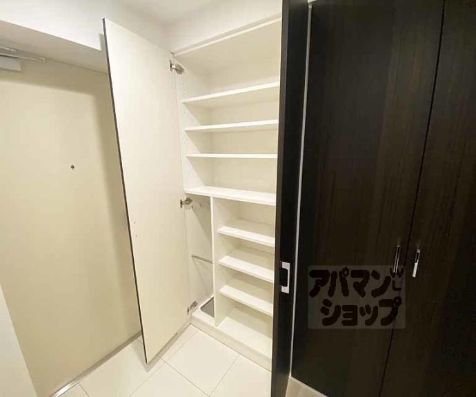 【フォレスト油小路四条】間取