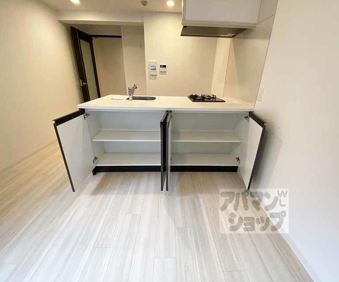 【フォレスト油小路四条】間取