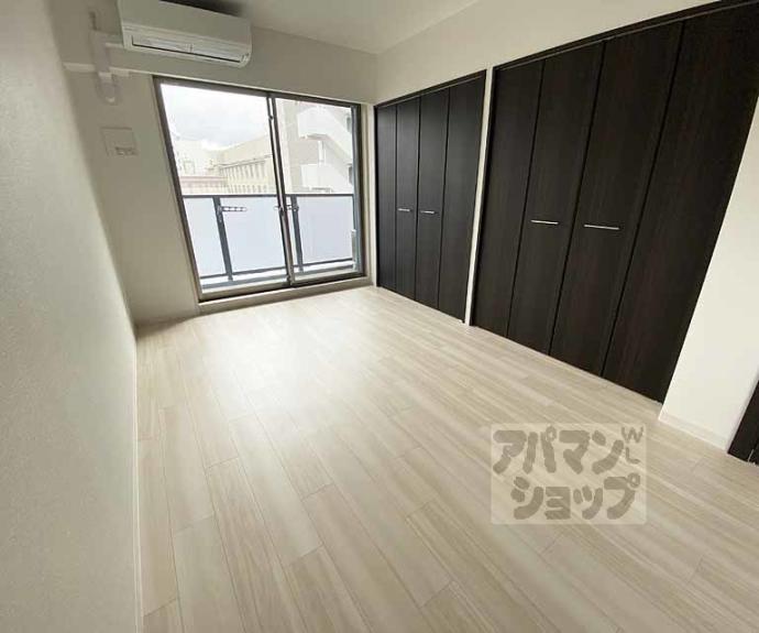 【フォレスト油小路四条】間取