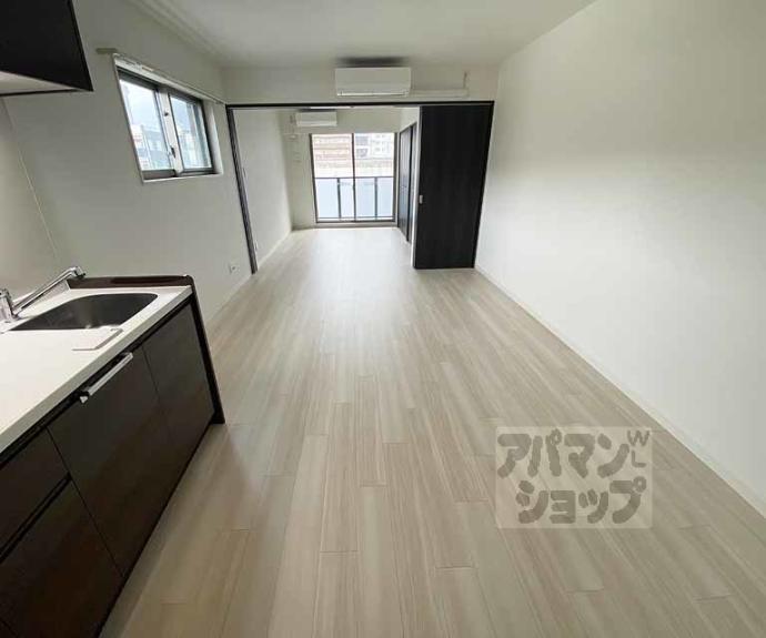 【フォレスト油小路四条】間取
