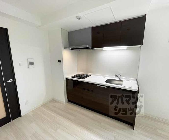 【フォレスト油小路四条】間取