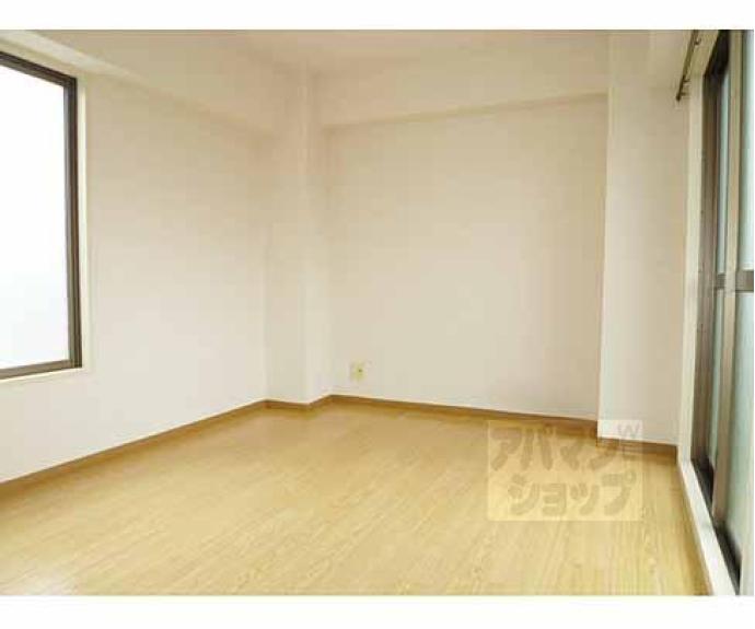 【コア・ファースト山下】間取