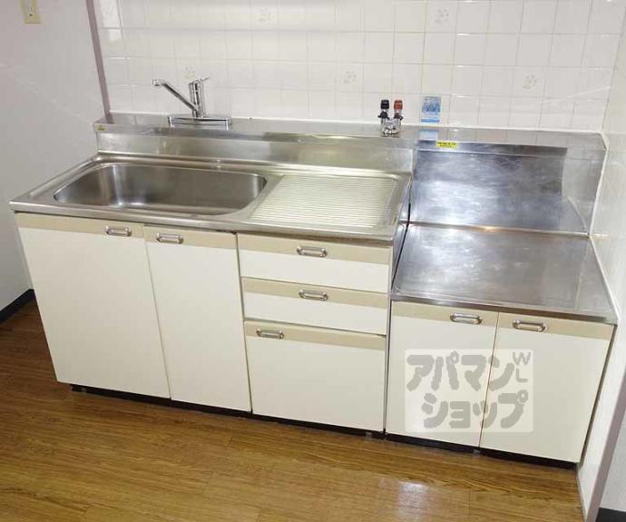 【コア・ファースト山下】間取