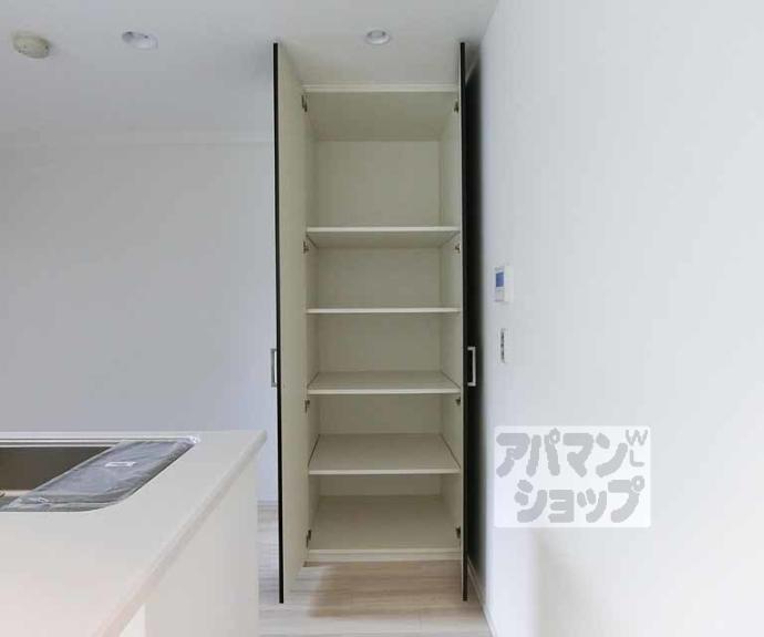 【セントフローレンスパレス京都太秦天神川】間取