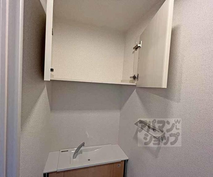 【オーバルムーン京都】間取