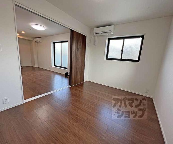 【オーバルムーン京都】間取