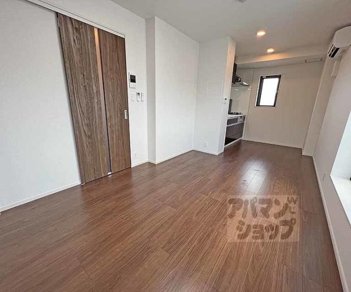 【オーバルムーン京都】間取