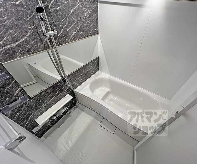 【オーバルムーン京都】間取