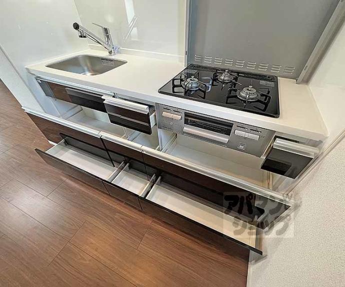 【オーバルムーン京都】間取