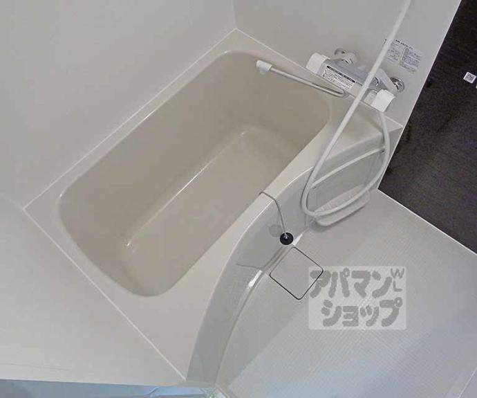 【ＷＩＮ深草枯木町】間取