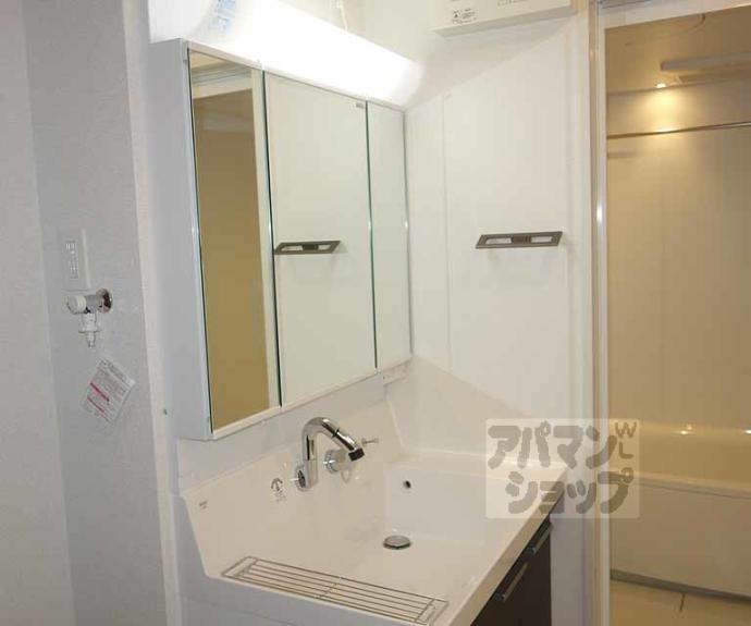 【オーバルムーン京都】間取