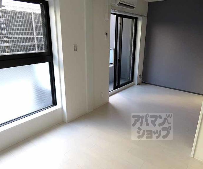 【クレストタップ京都丹波口】間取