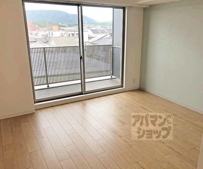 【グランレブリー桂川サウススクエア】間取