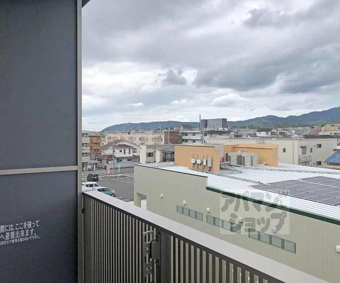 【グランレブリー桂川サウススクエア】間取