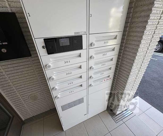 【ラ　ヴィータコモダ】間取