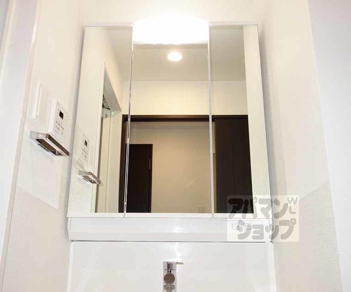 【ベラジオ雅び烏丸十条Ⅱ】間取