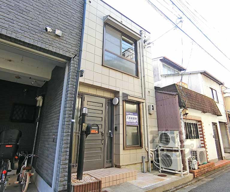 太秦安井（ＪＲ花園駅）貸家