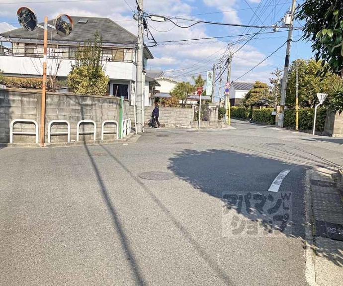 【レオパレス宇治伊勢田】間取