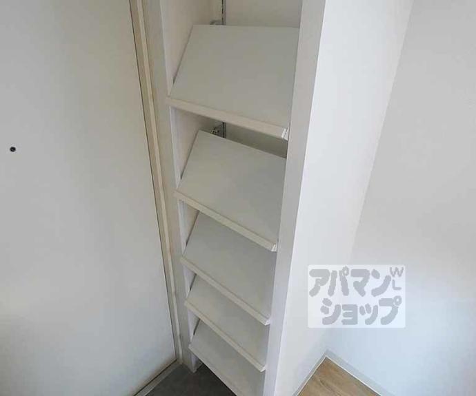 【グラヴィス御所西】間取