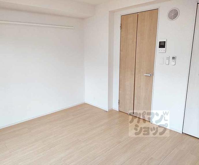 【ブルック　ブリーズ】間取