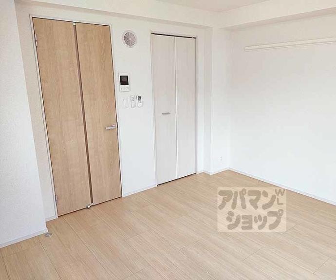 【ブルック　ブリーズ】間取