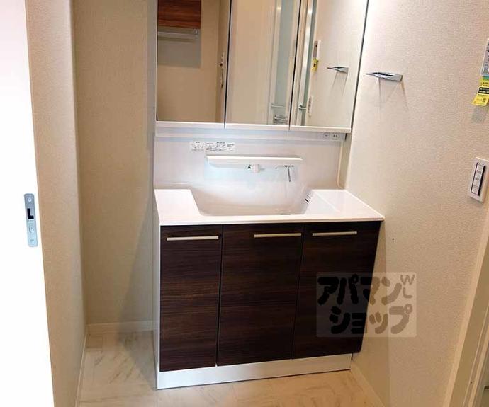 【シャーメゾン桂川】間取