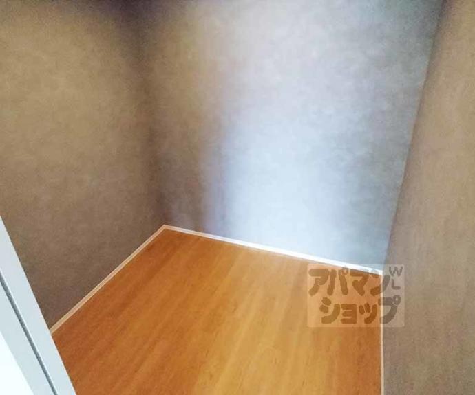 【インサイトルポ山科新十条】間取