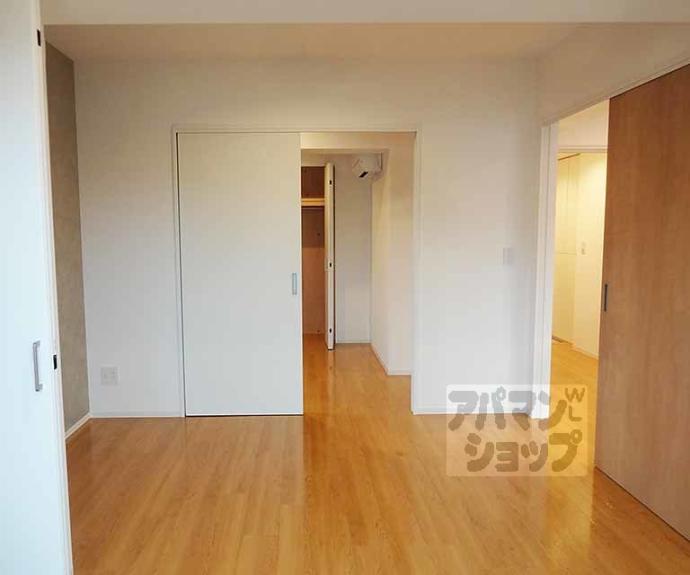 【インサイトルポ山科新十条】間取