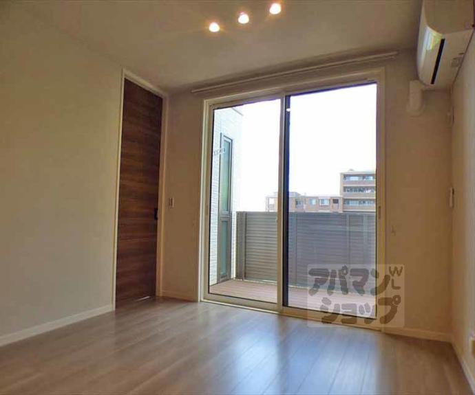 【レフィシア松ヶ崎】間取