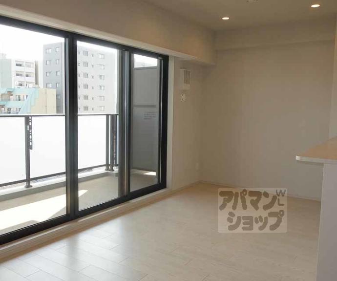 【メイツ京都西大路】間取
