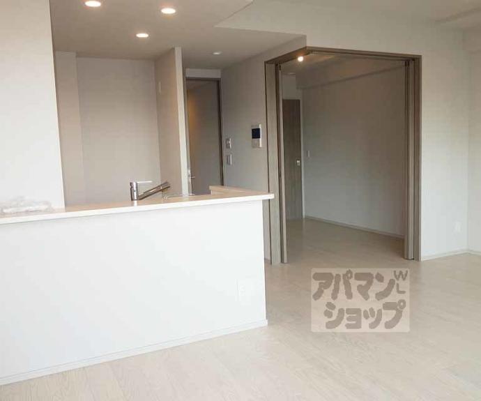 【メイツ京都西大路】間取