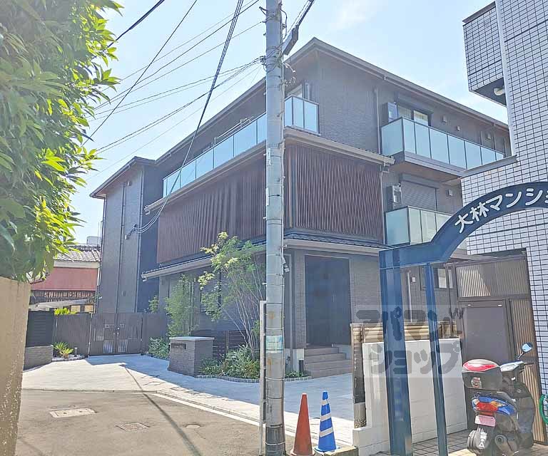 シャーメゾン伏見桃山