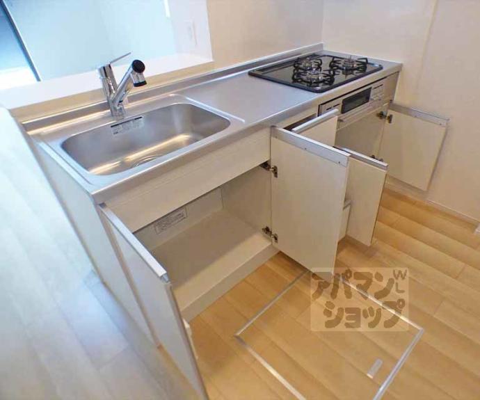 【ウエストメゾンクワトロⅢ】間取