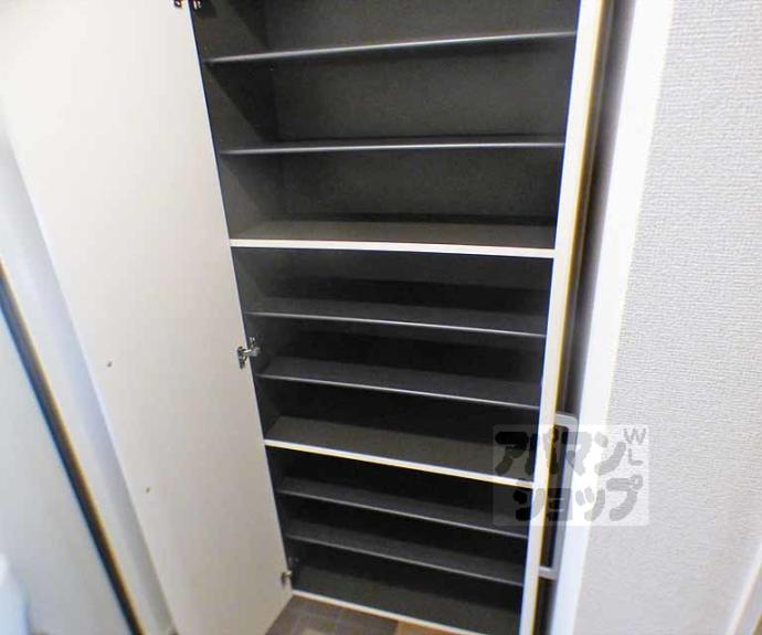 【ウエストメゾンクワトロⅢ】間取