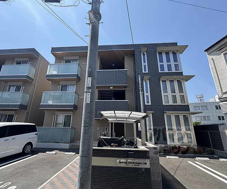 ベルフィールド西京極　西棟