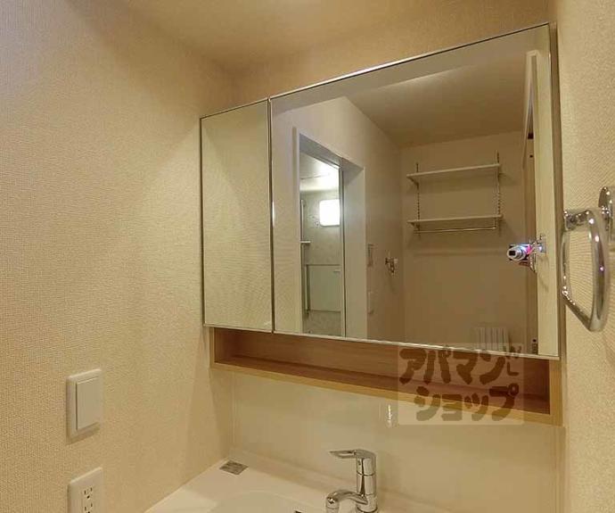 【ベルフィールド西京極　西棟】間取