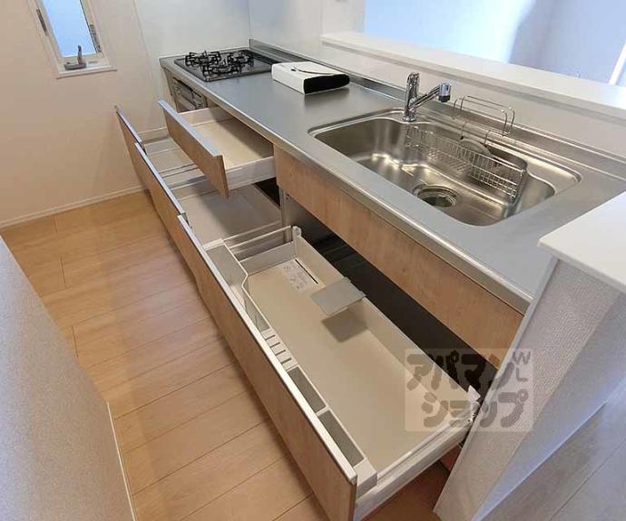 【ベルフィールド西京極　西棟】間取