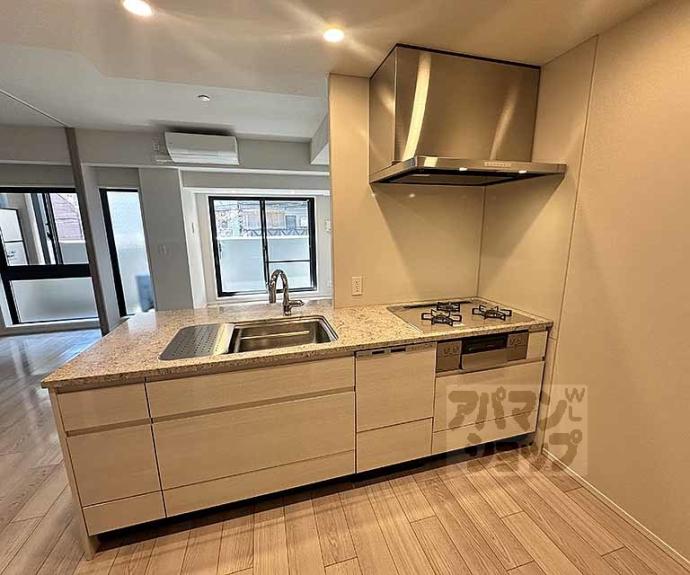 【プレミスト京都四条堀川】間取